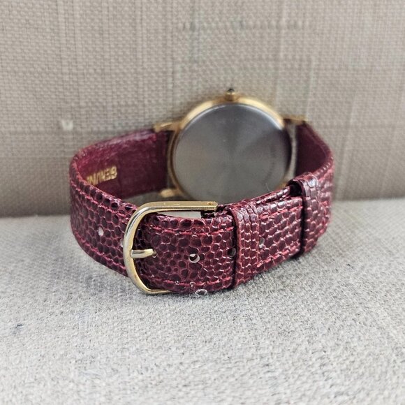 Vintage Disney Lorus Wristwatch Burgundy Tone Genuine Leather Strap Watch - Picture 7 of 12